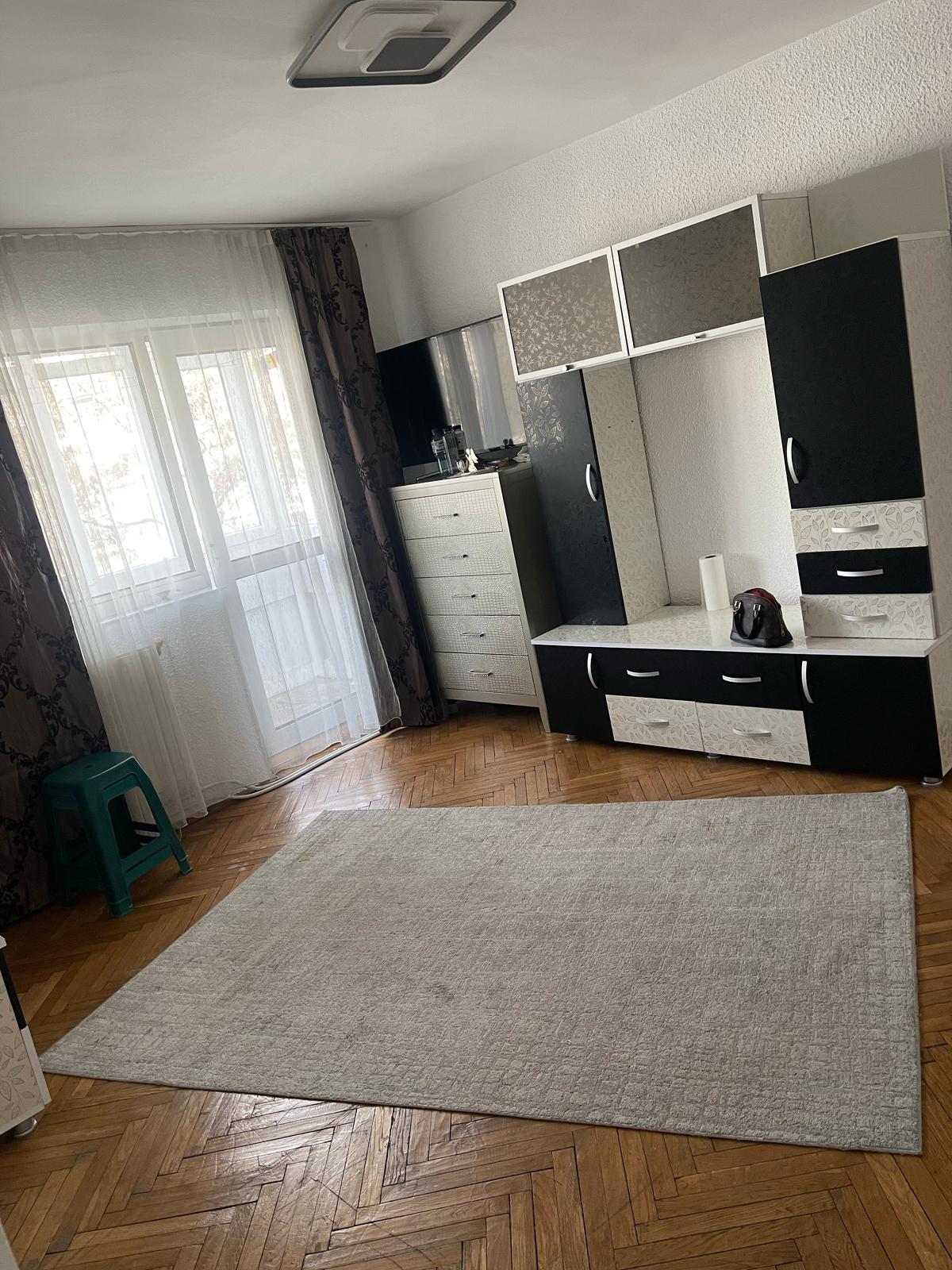 Apartament 3 camere, Zona Centru