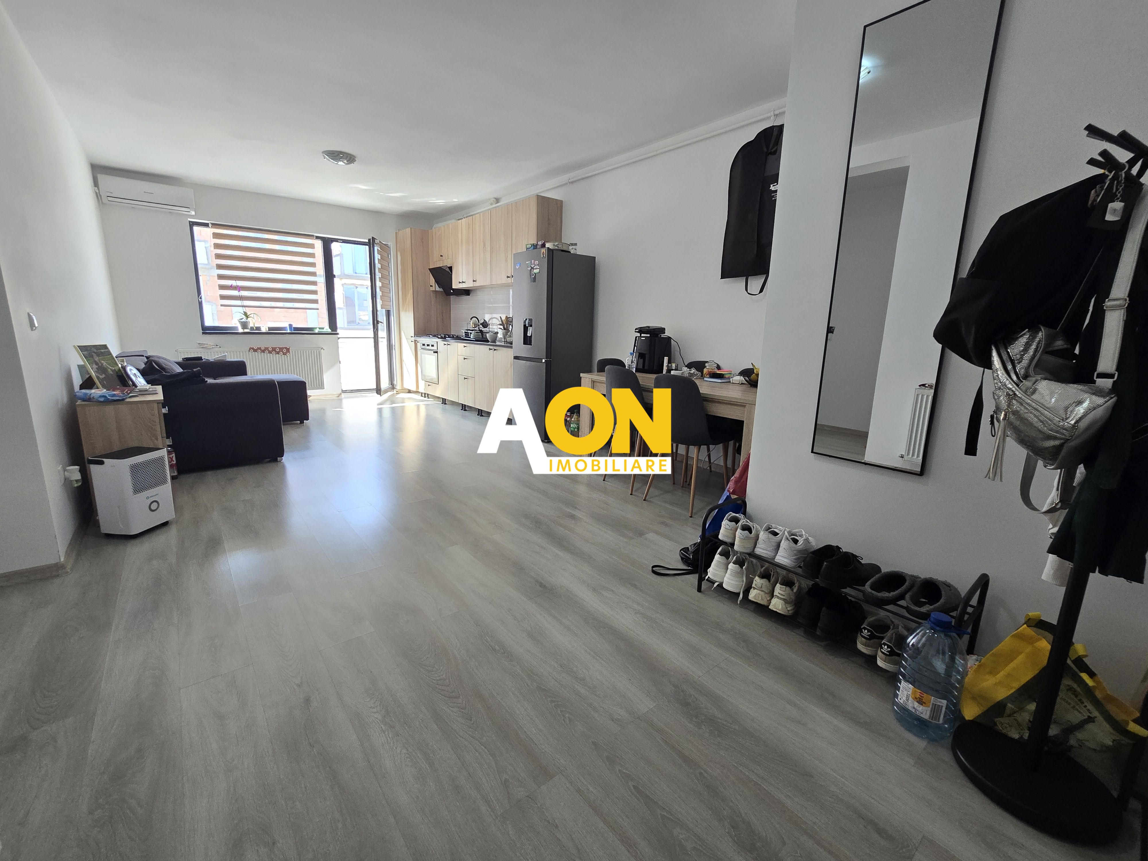 Apartament 2 Camere Bloc Nou cu Balcon