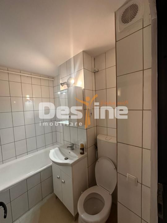 Garsoniera de vanzare 26.000€  zona Darmanesti — fotografia 13