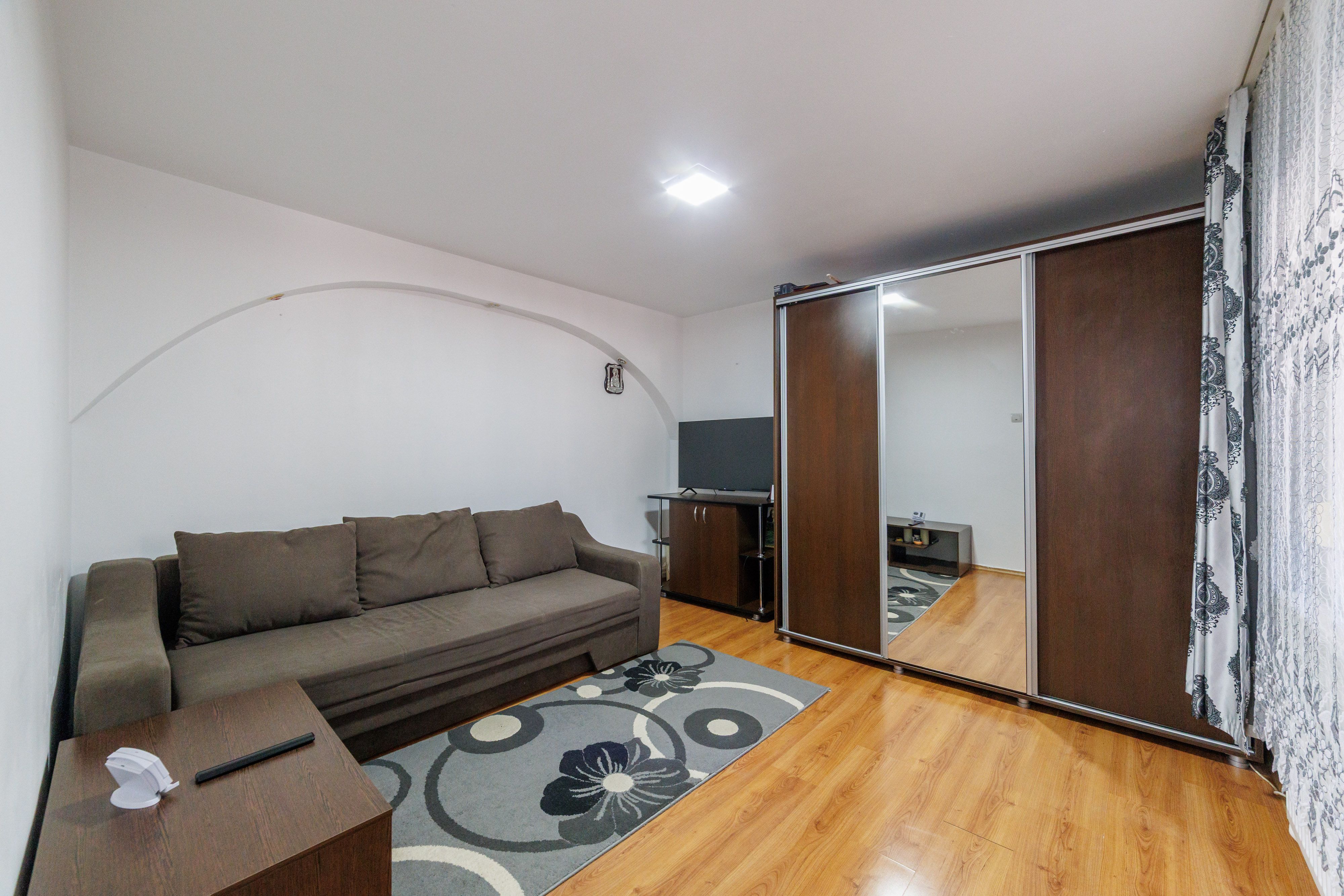 Casa la pret de garsoniera | Zona Lunca Argesului – Scenic, Pitesti — fotografia 3