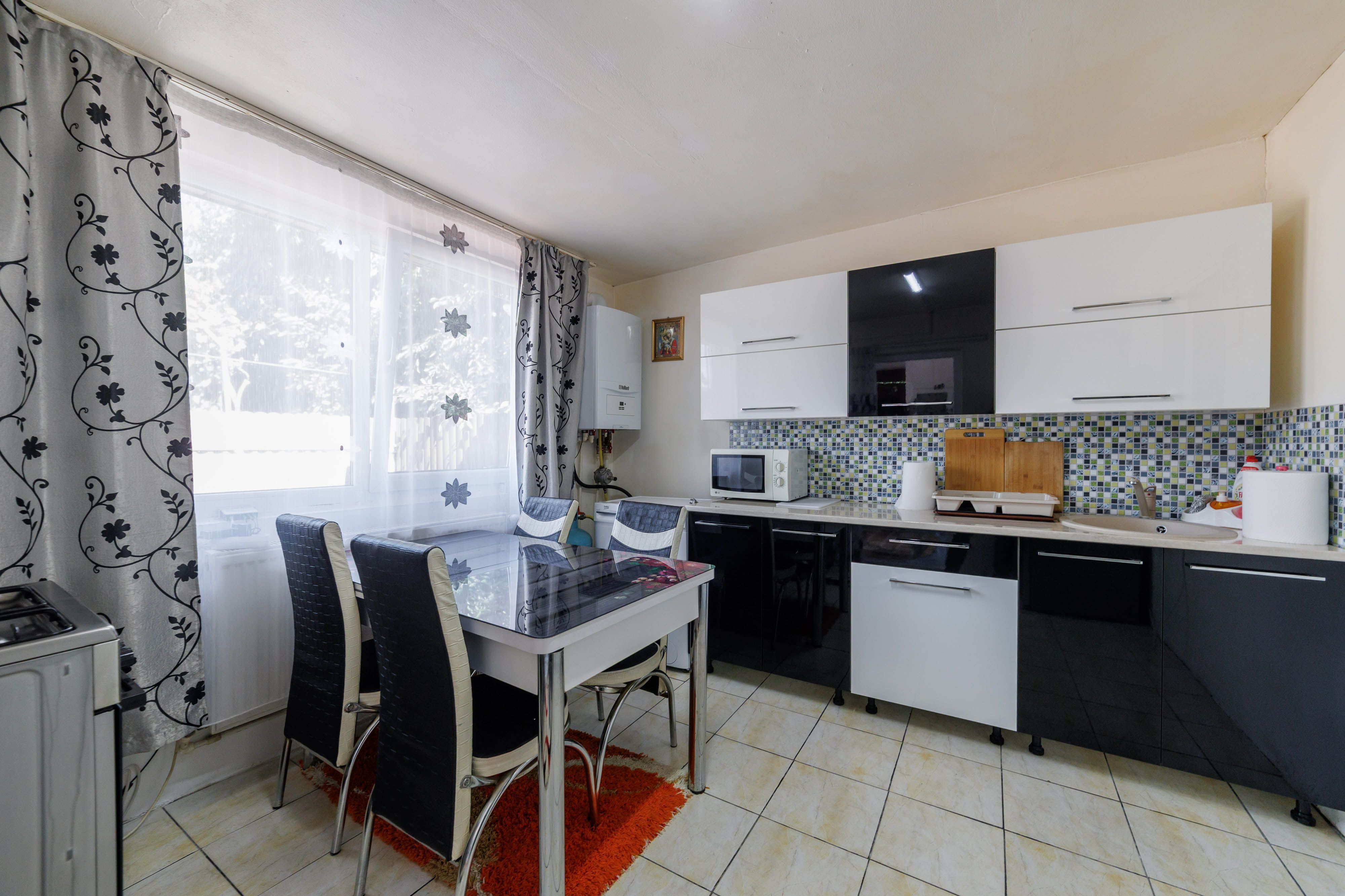 Casa la pret de garsoniera | Zona Lunca Argesului – Scenic, Pitesti — fotografia 7