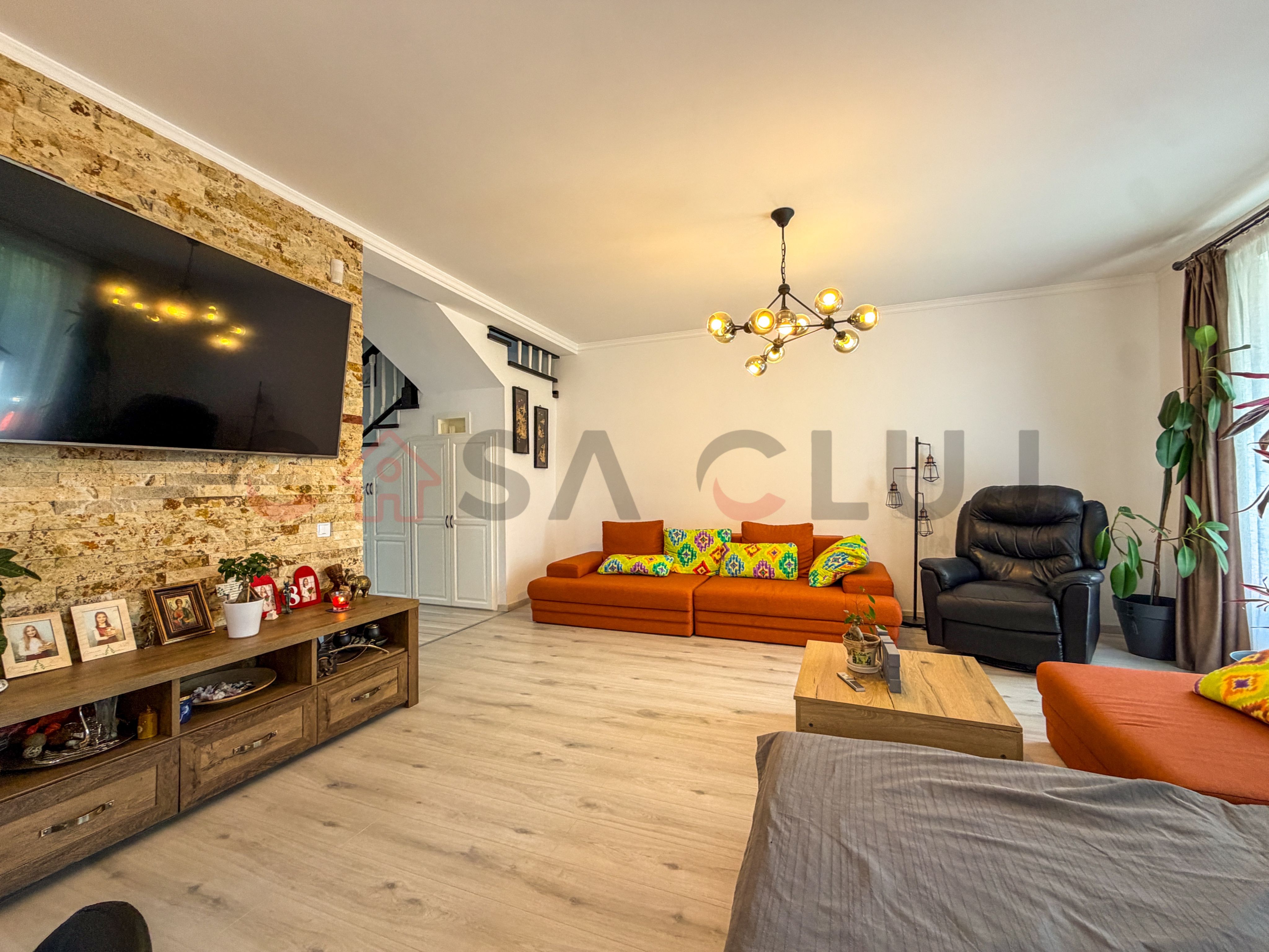 CASA 4 CAMERE | DAMBUL ROTUND | 112 MP UTILI | 362 MP TEREN — fotografia 8