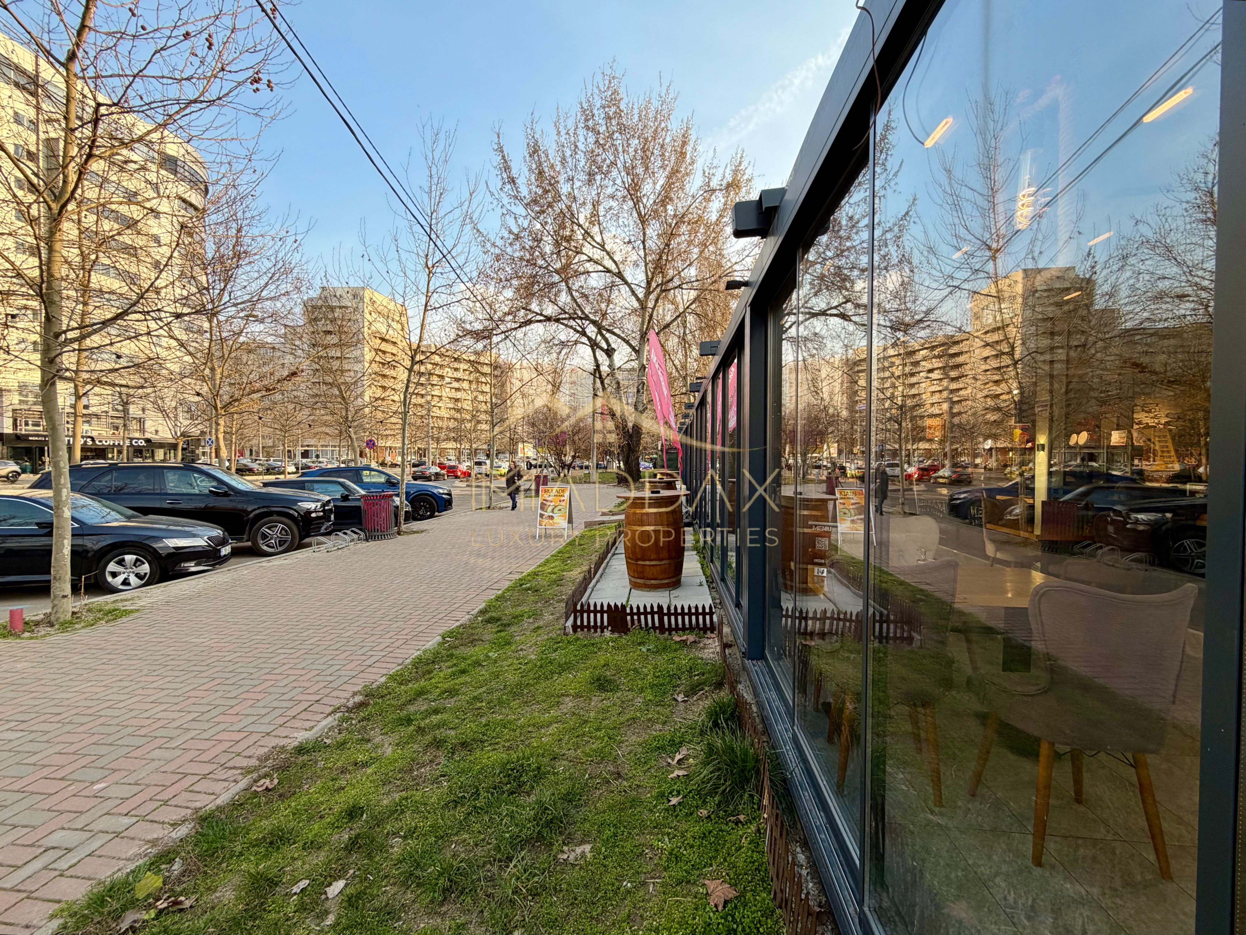 Spatiu Comercial  *731mp* / VAD stradal 31m / 19 locuri de parcare // Unirii — fotografia 6
