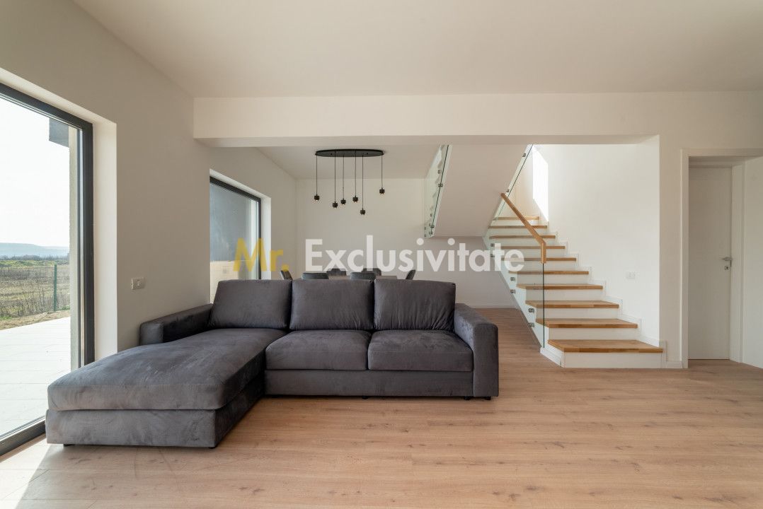 Casa moderna aproape de Pitesti si Mioveni — fotografia 3