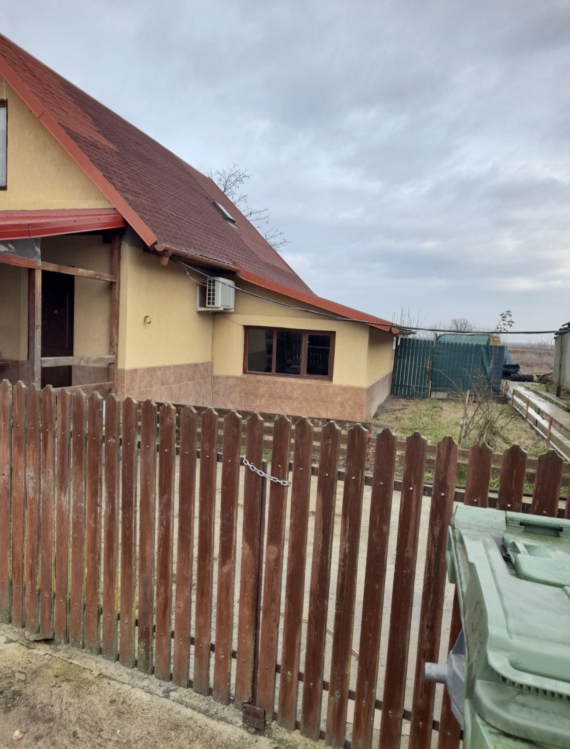 Vand casa cu grajd si teren in Satu Mare Com Craidorolot Jud Satu Mare 2 — fotografia 5
