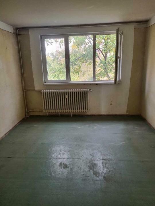 Apartament 3 camere Drumul Taberei Pascani + GARAJ — fotografia 4