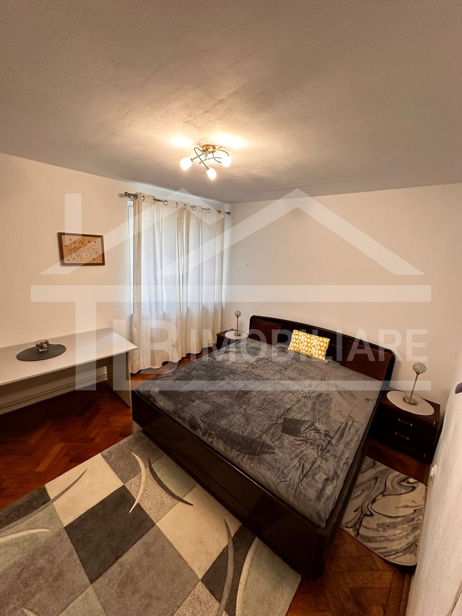 Apartament de 3 camere, decomandat, 70mp, Zona Rexo Coffee