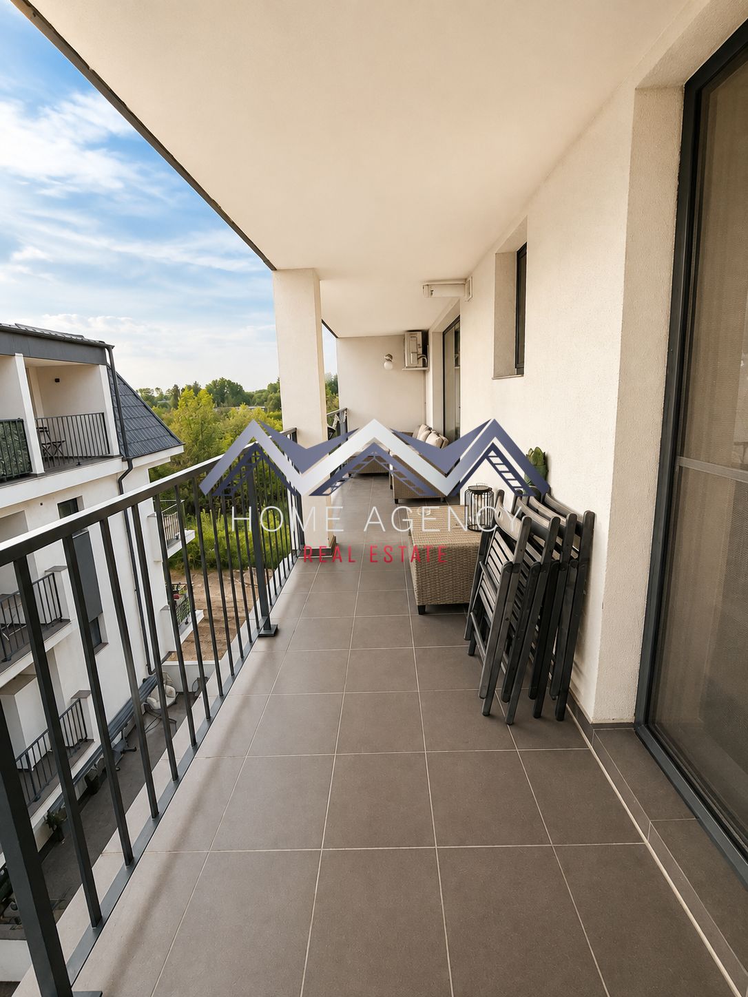 Apartament modern cu 3 camere | Otopeni central | parcare subterană inclusă — fotografia 3