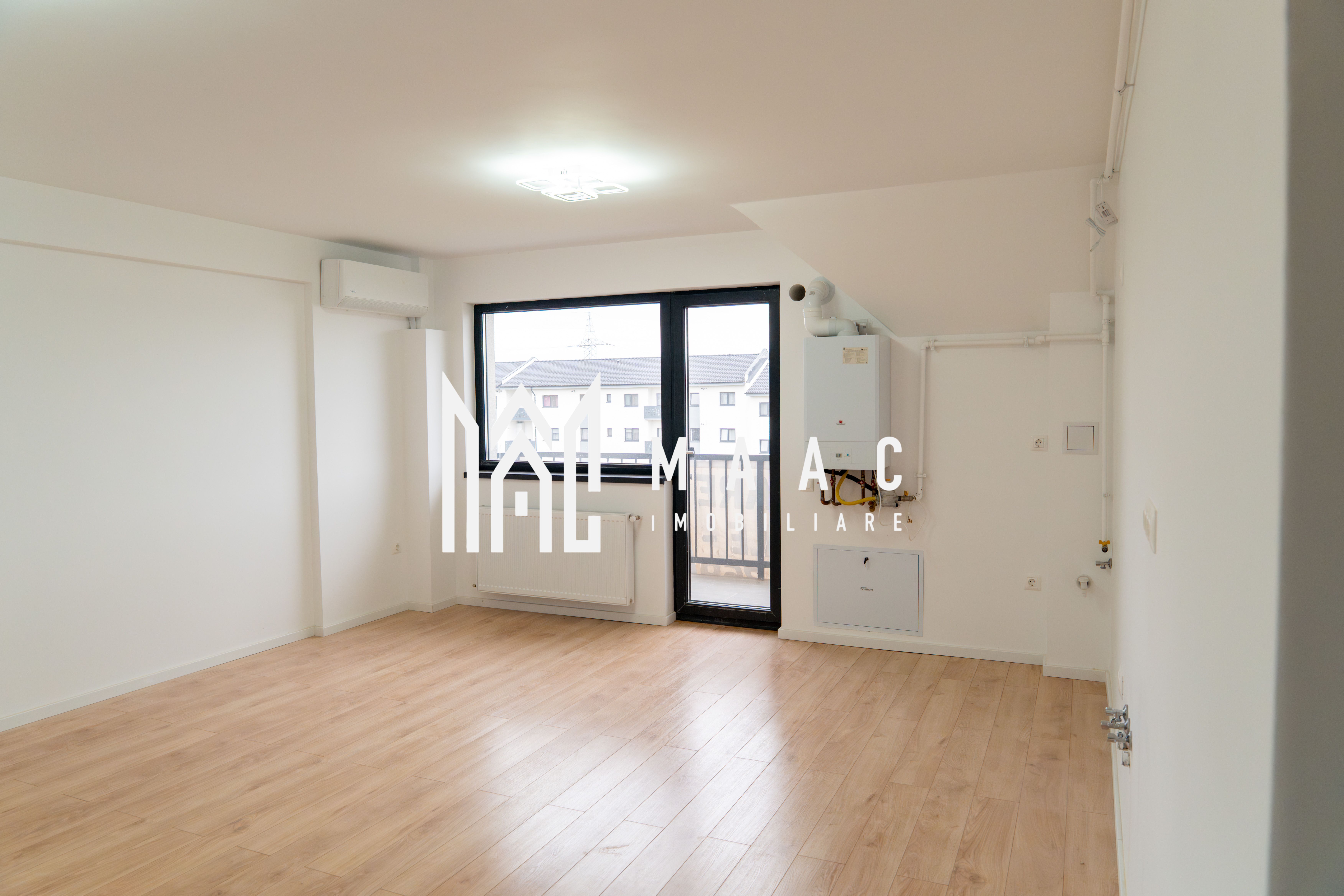 Apartament 3 Camere I Etaj 3/3 I Parcare Inclusă