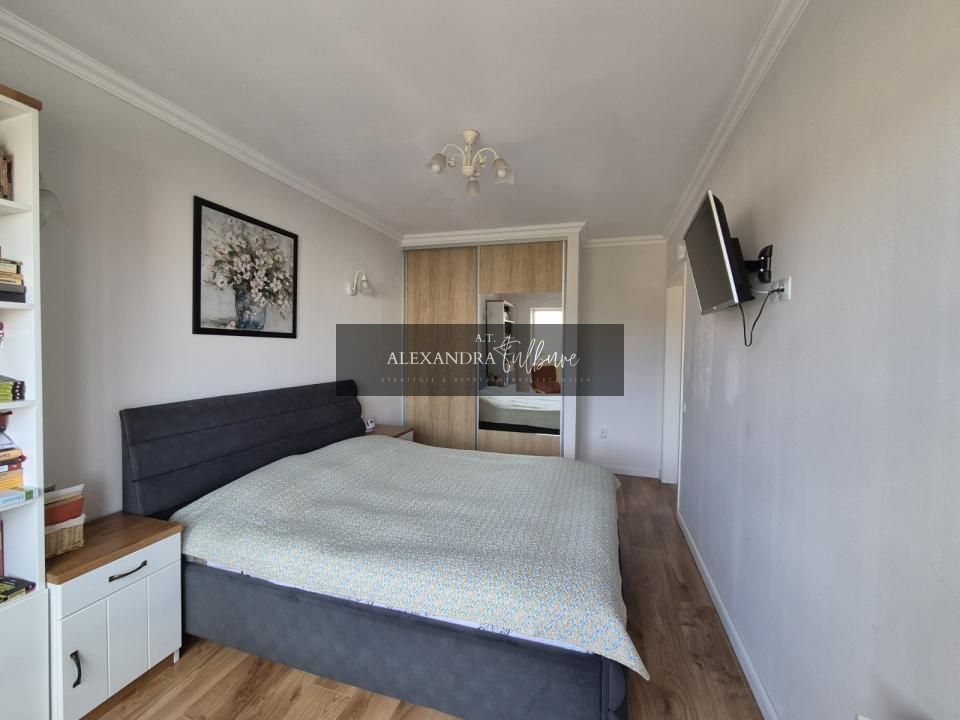 Apartament de vanzare 3 camere, 66 mp, 2 bai, balcon, 2 parcari — fotografia 10