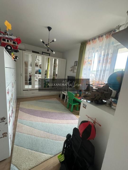 Apartament de vanzare 3 camere, 66 mp, 2 bai, balcon, 2 parcari — fotografia 7