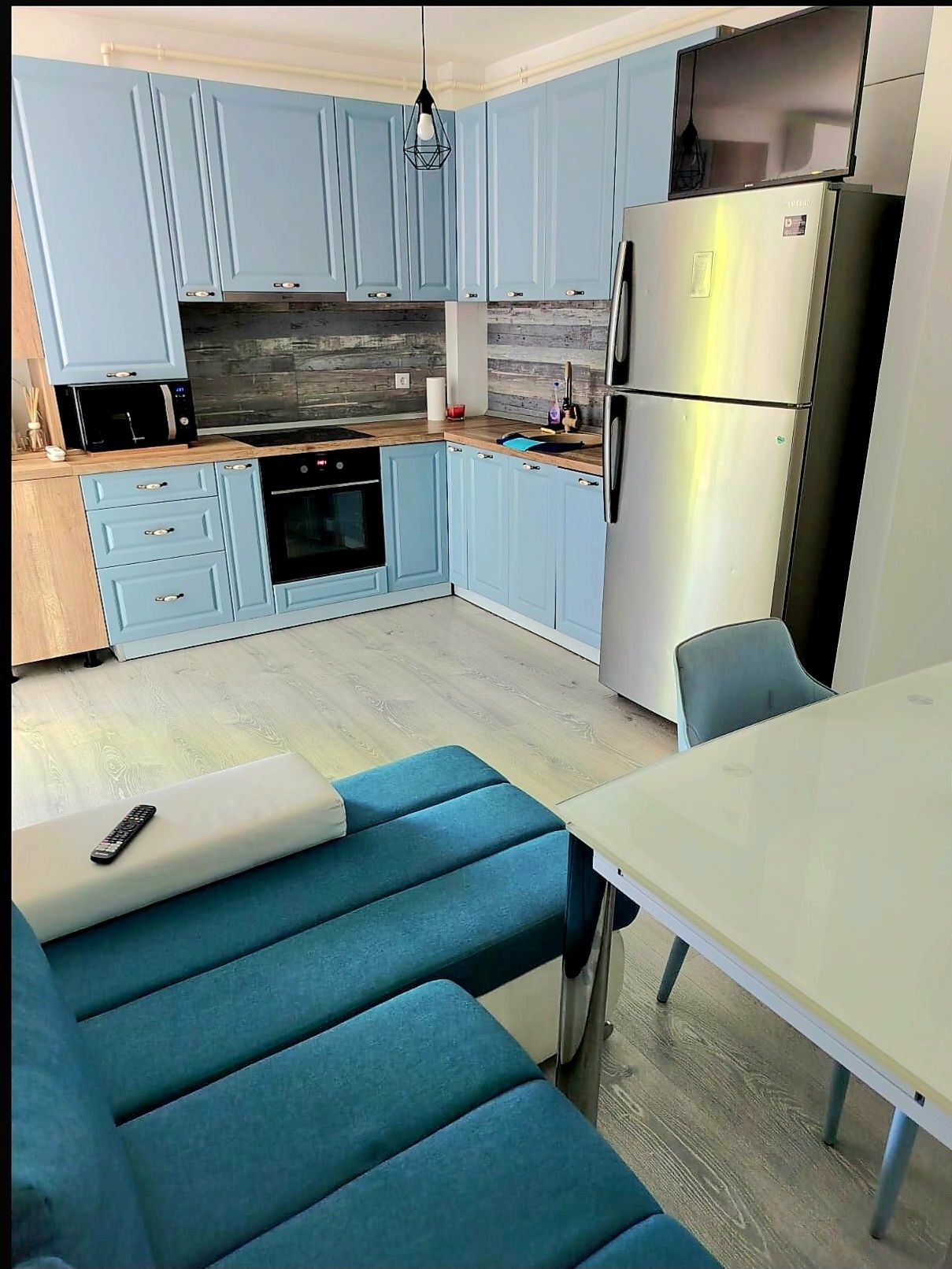 Apartament de inchiriat cu 3 cam, cartierul Borhanci,persoana fizica — fotografia 3