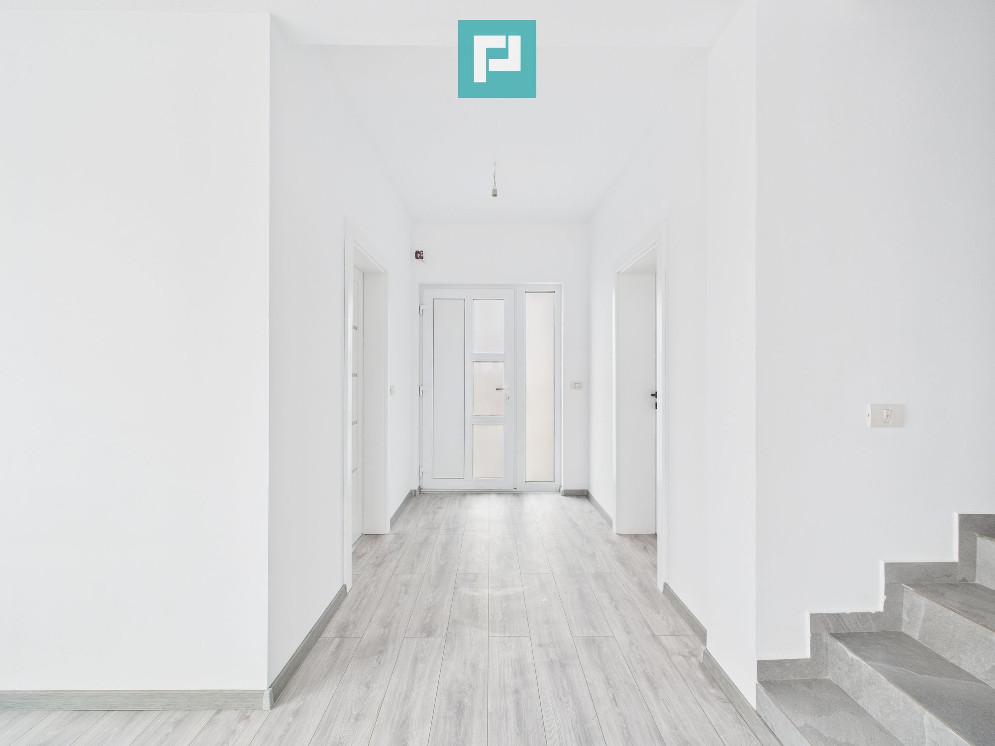 Duplex ultrafinisat cu 3 camere, 3 băi în Pișchia — fotografia 3