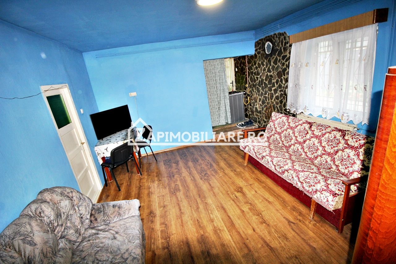 Casa+spatiu comercial,5 camere,2 bai.847mp teren,0%comision — fotografia 12
