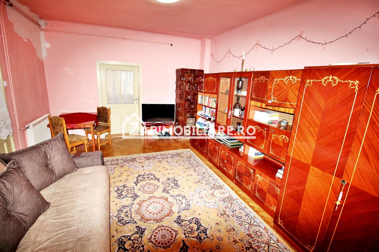 Casa+spatiu comercial,5 camere,2 bai.847mp teren,0%comision — fotografia 13