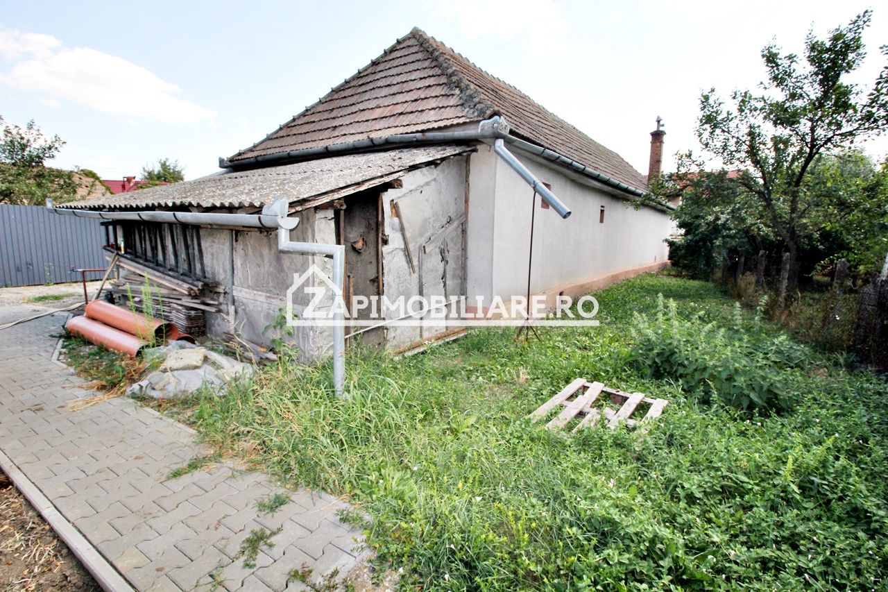 Casa+spatiu comercial,5 camere,2 bai.847mp teren,0%comision — fotografia 16