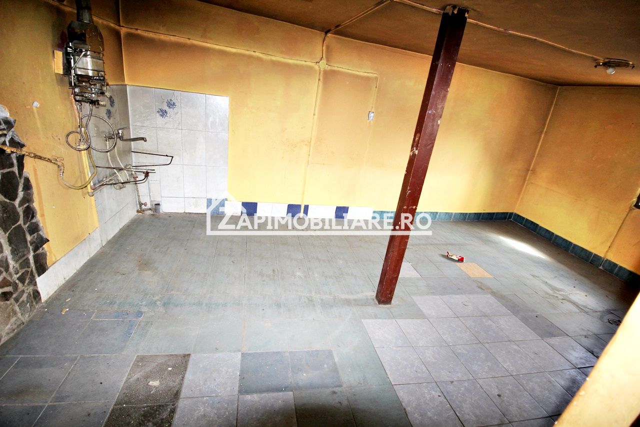 Casa+spatiu comercial,5 camere,2 bai.847mp teren,0%comision — fotografia 4