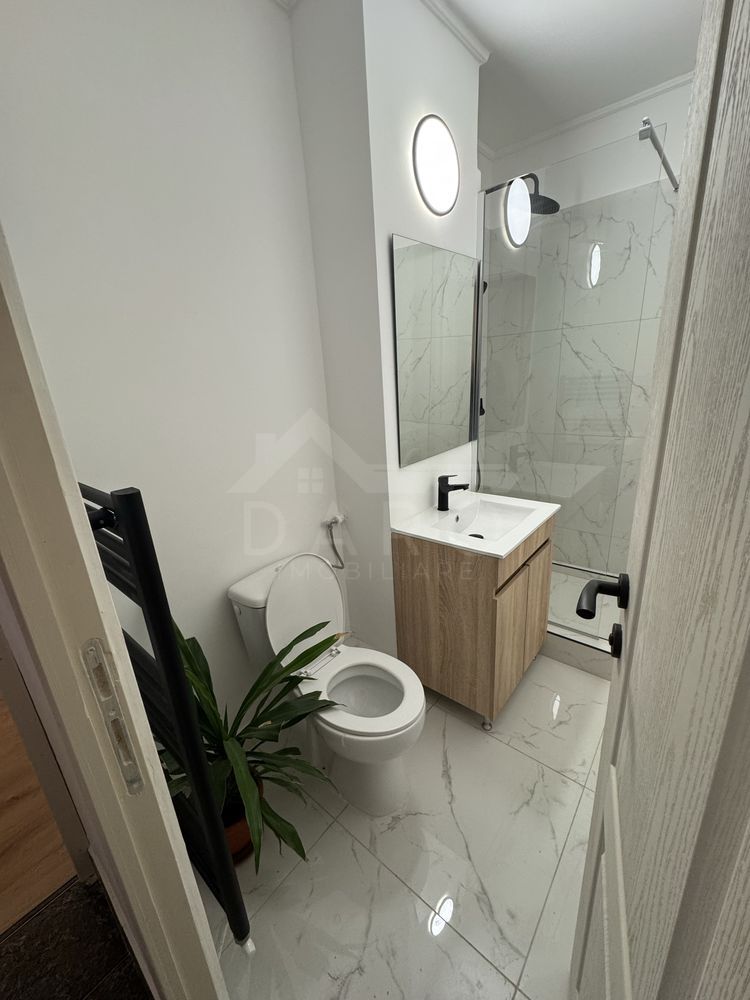 Închiriem apartament Zona Unirii — fotografia 3