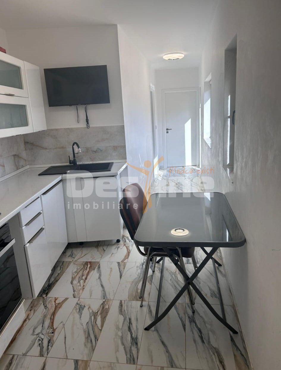 Casa + 2500 mp teren de inchiriat in zona Rond Pacurari — fotografia 4