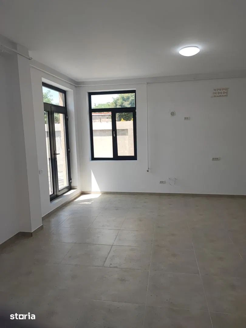 Inchiriez spatiu comercial -189mp - Titan - Bv Nicolae Grigorescu — fotografia 4