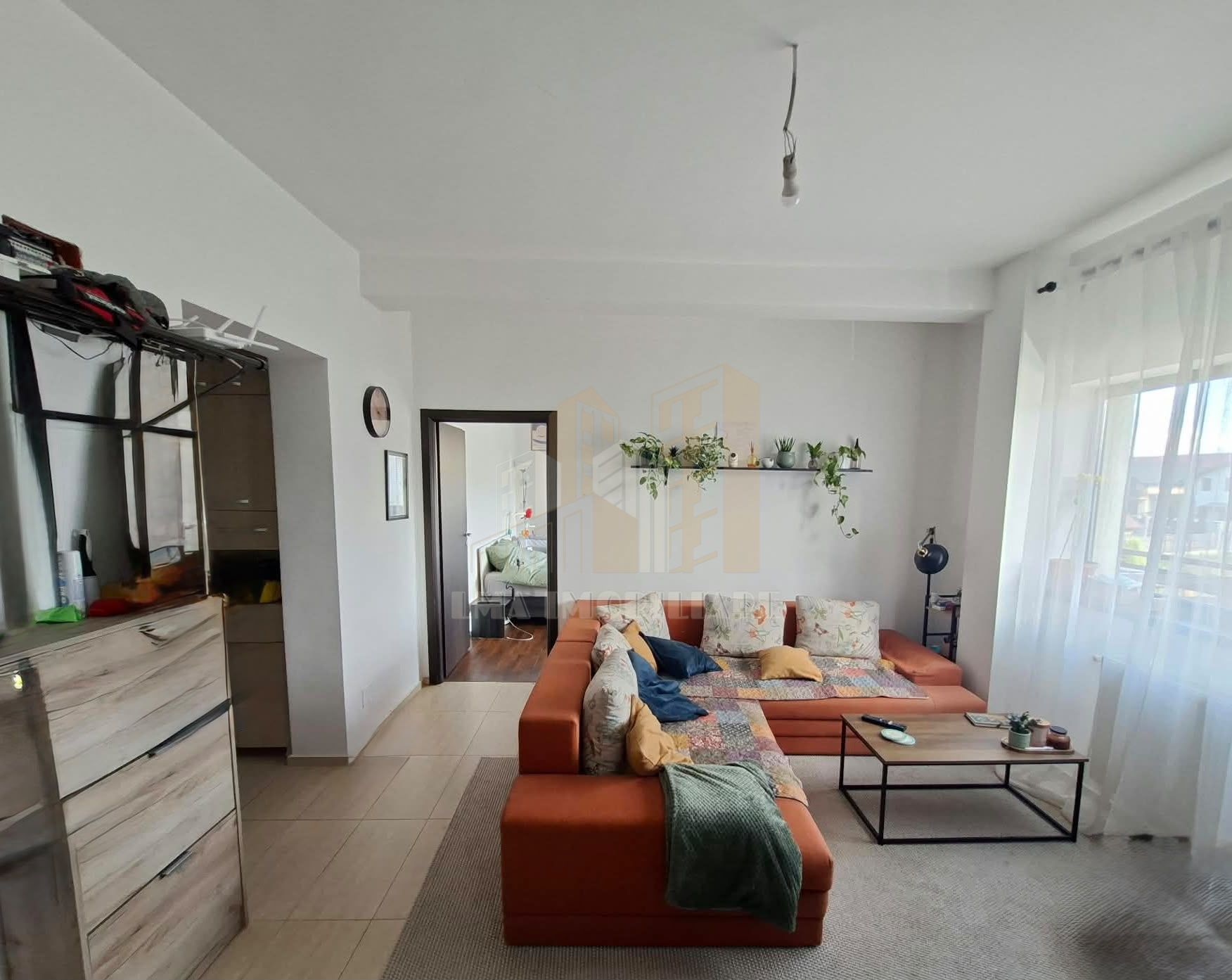 Apartament 3 camere Uranus Sanpetru Brasov — fotografia 3