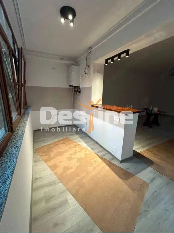 Inchiriere Apartament 2 camere Cartierul Latin — fotografia 4