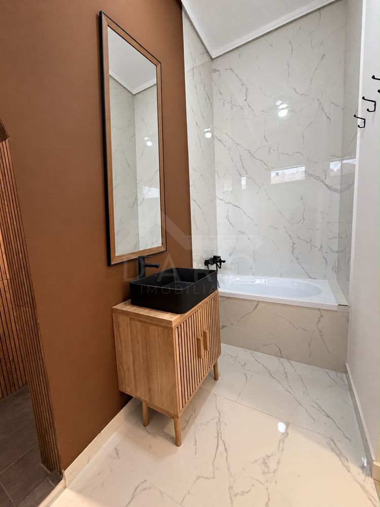 Apartament  complet renovată în inima orașului Târgu Mureș, Piața Trandafirilor — fotografia 6