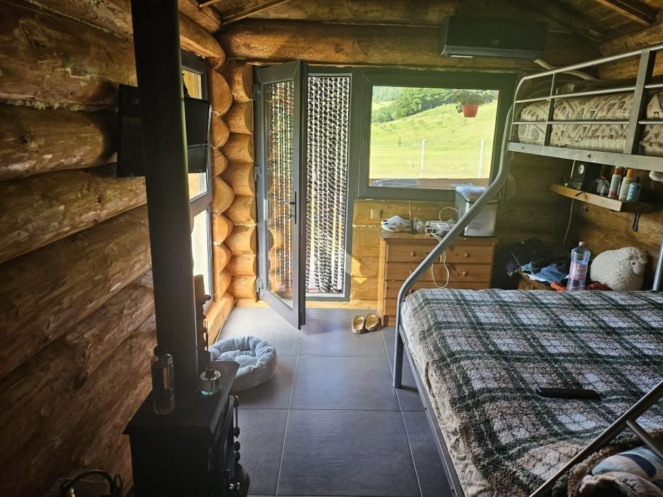 Cabana de Vis Valcanesti Prahova ! — fotografia 8