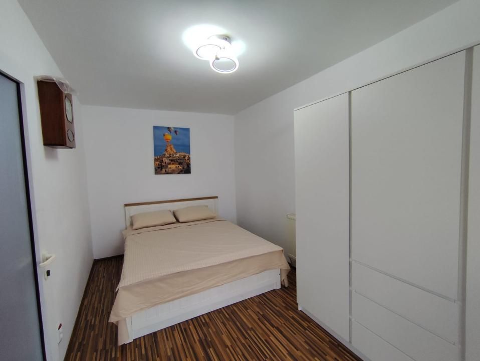 Baicoi Liliesti apartament 2 camere complet renovat, utilat si mobilat ! — fotografia 7