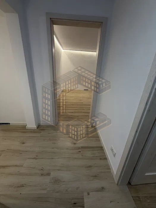 Apartament cu 3 camere, etajul 1, renovat, zona Dambovita — fotografia 5