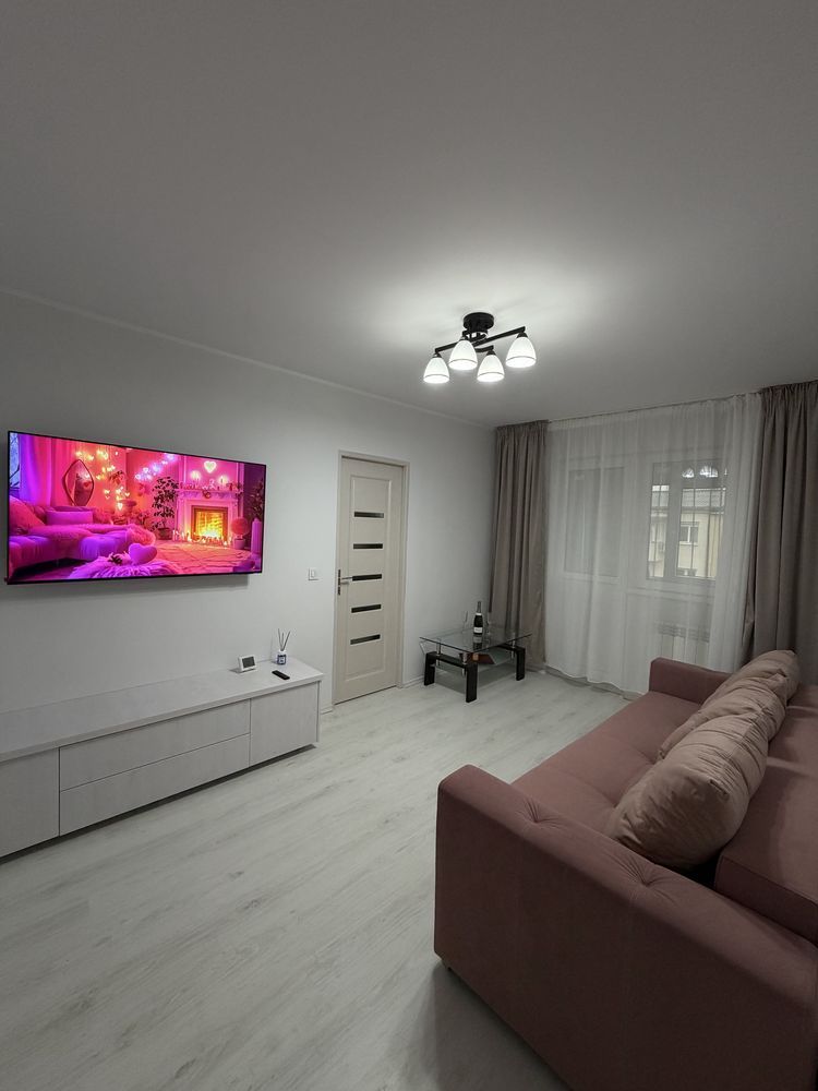 BRASADAS vinde ap 2 cam etaj 4/4  - Zona Micro 15.
