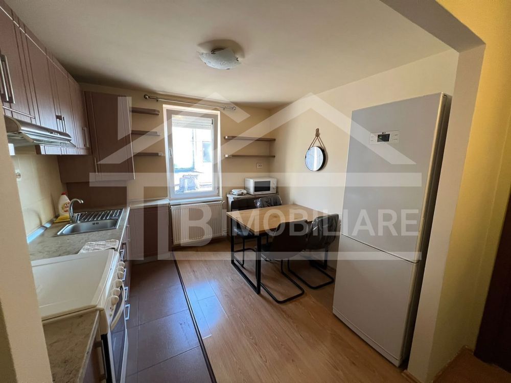Apartament cu 3 camere, 80 mp, decomandat, Zona UMFST — fotografia 4