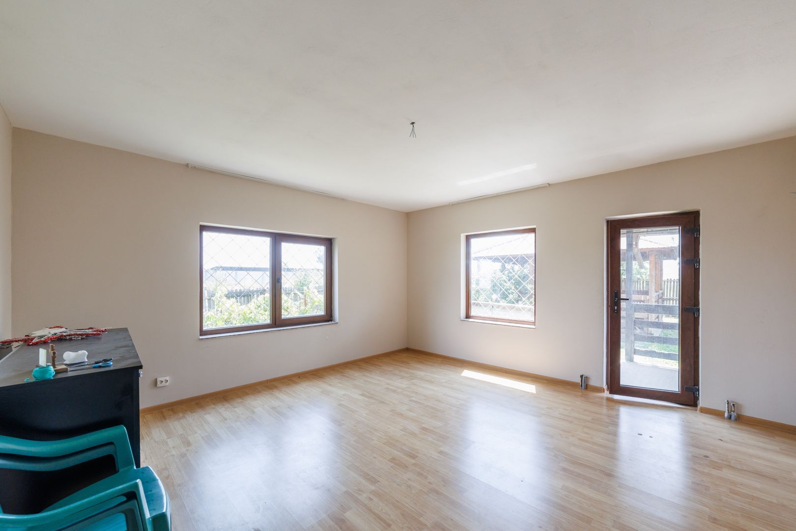 Casa P+M cu 4 camere si teren de 705 mp | Pitesti – Strada Zborului — fotografia 2