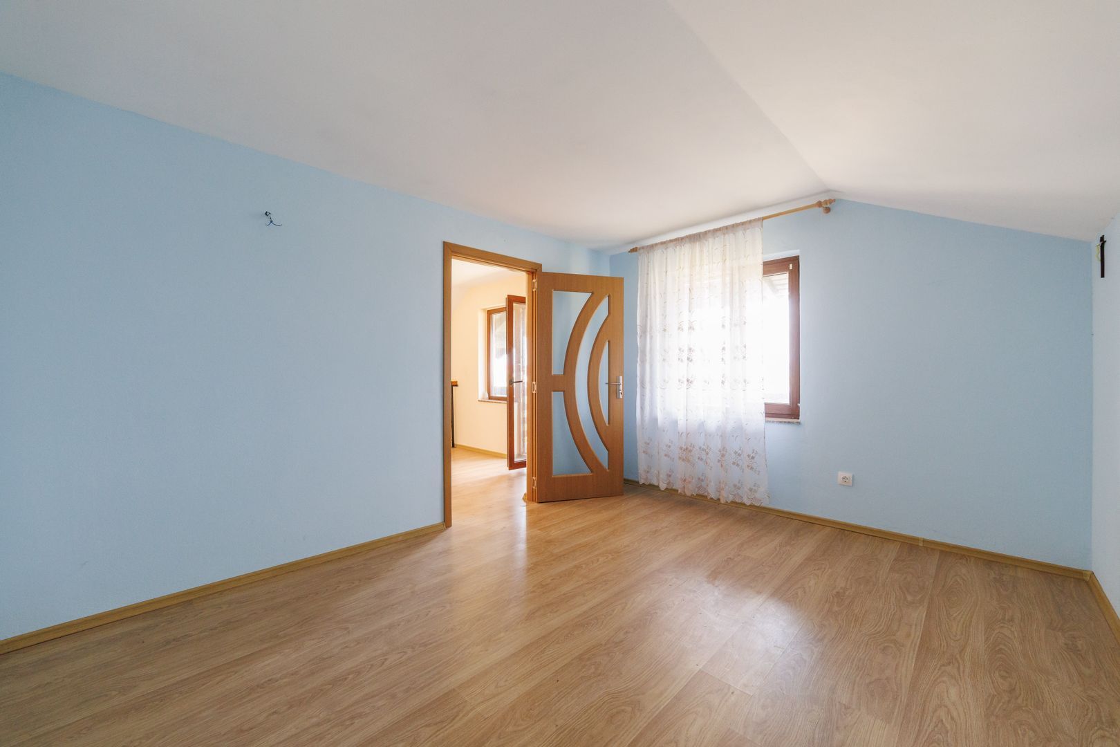 Casa P+M cu 4 camere si teren de 705 mp | Pitesti – Strada Zborului — fotografia 35