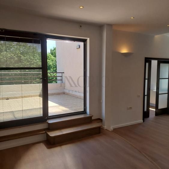 Apartament 5 camere / Parc Kiseleff / Vilă interbelică — fotografia 3