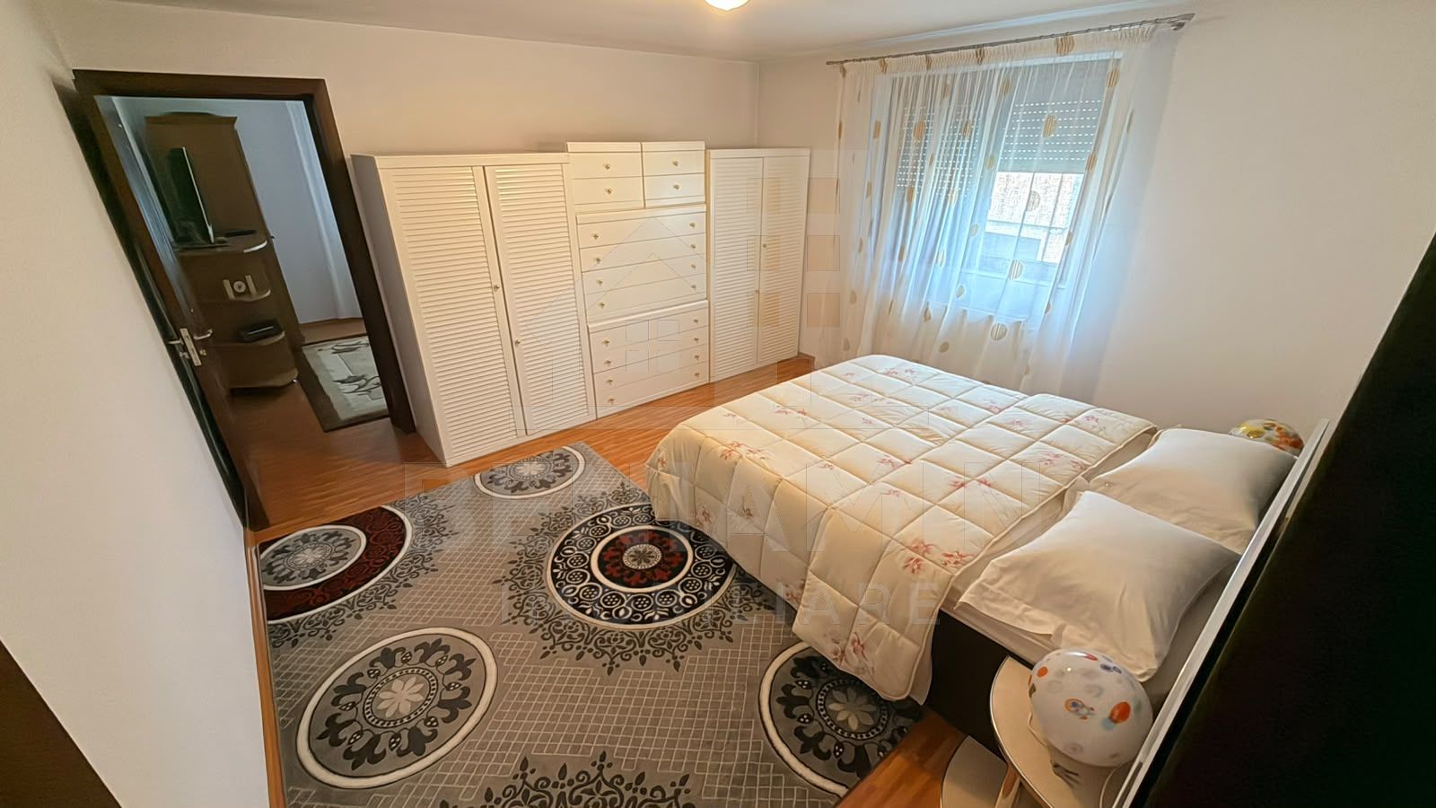 Vila-Premium-8-Camere-Teren-800mp-Panouri-6kw-Magazin-Inclus — fotografia 7