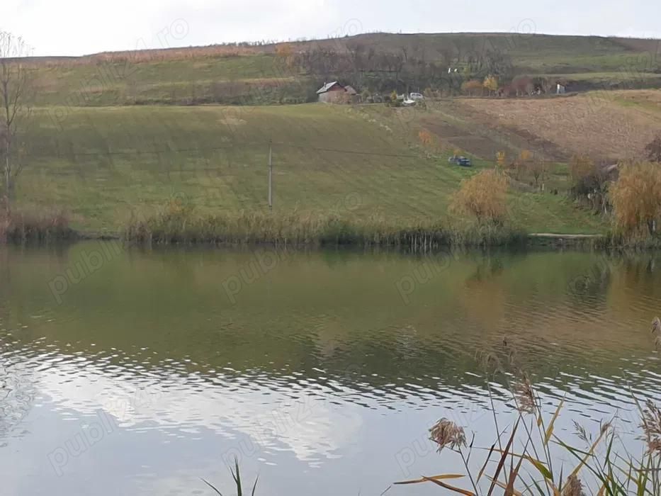 De vanzare teren cu front la LAC — fotografia 3
