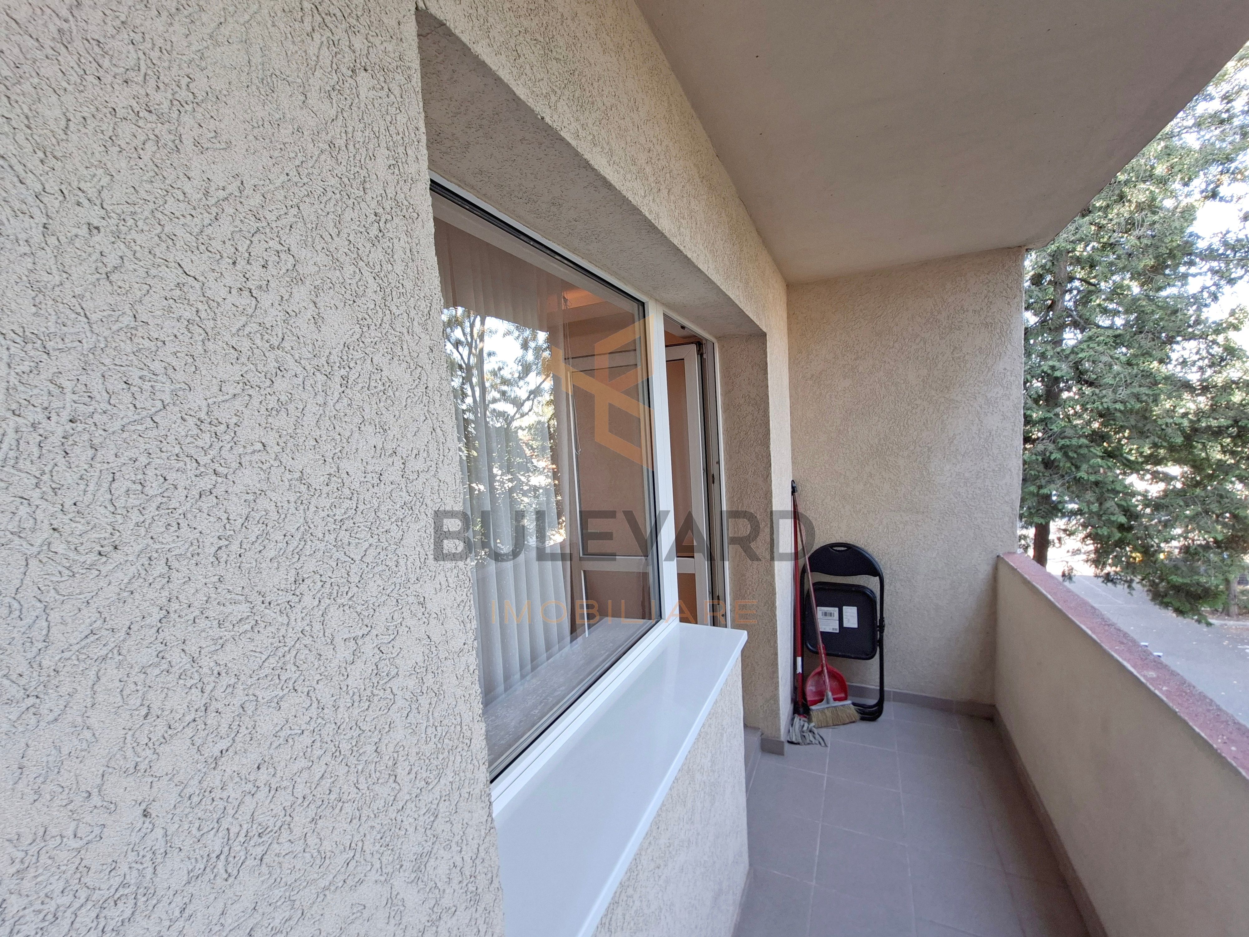 Apartament 3 camere decomandate + parcare, mijlocul strazii Titulescu! — fotografia 18