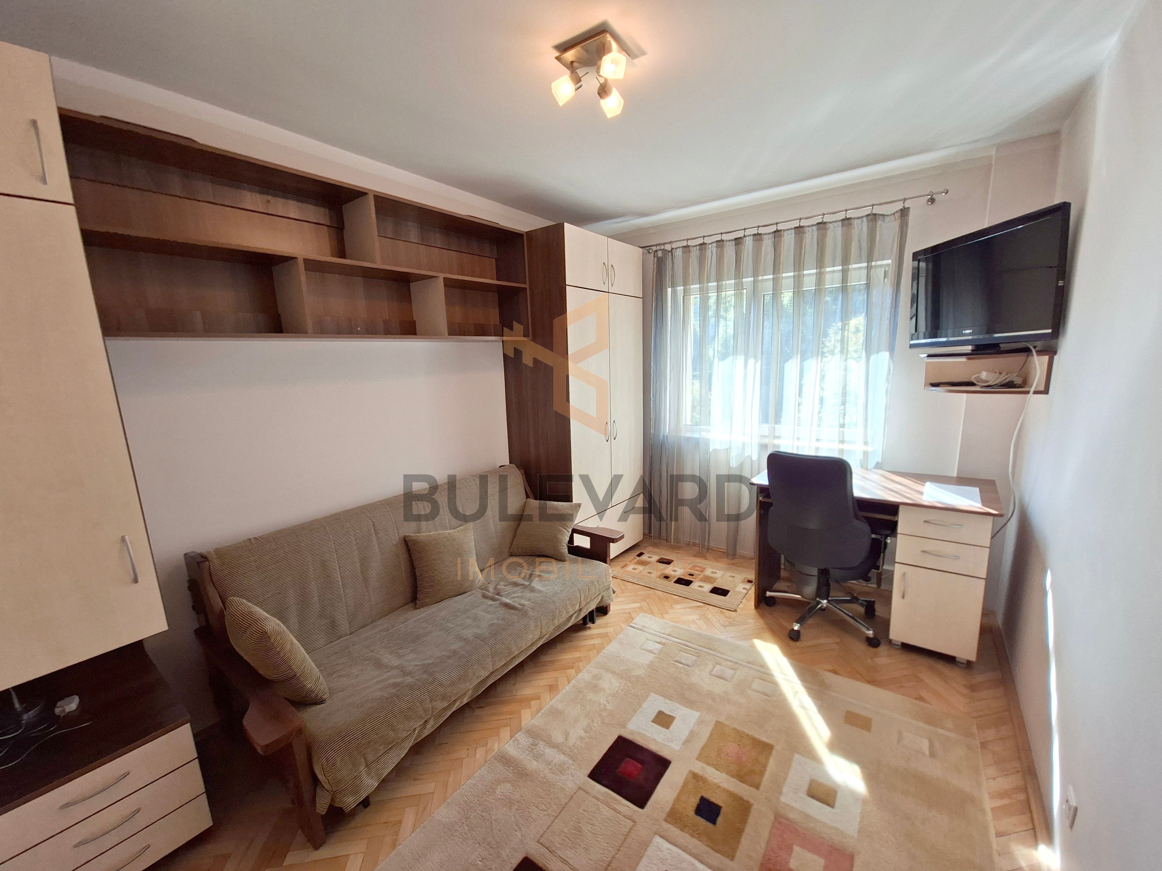 Apartament 3 camere decomandate + parcare, mijlocul strazii Titulescu! — fotografia 3