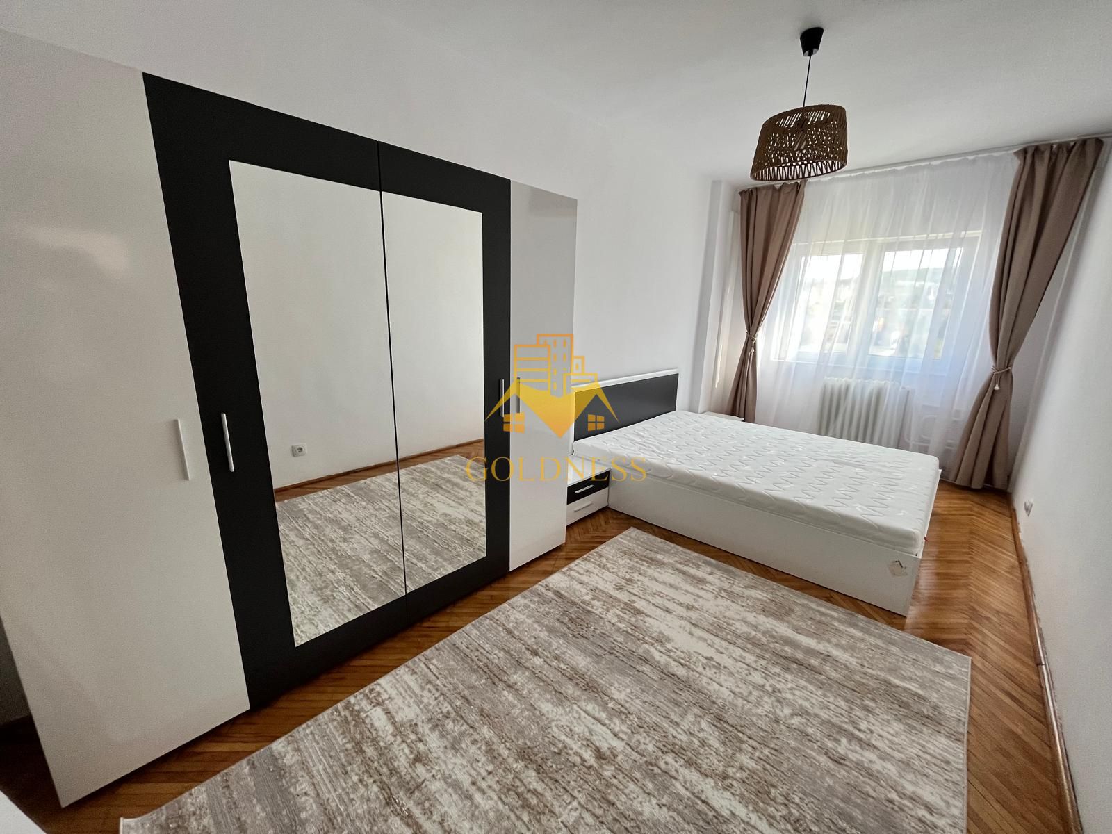 2 camere decomandate,Modern, Piața Flora,Calea Floresti, Mănăștur, OMV