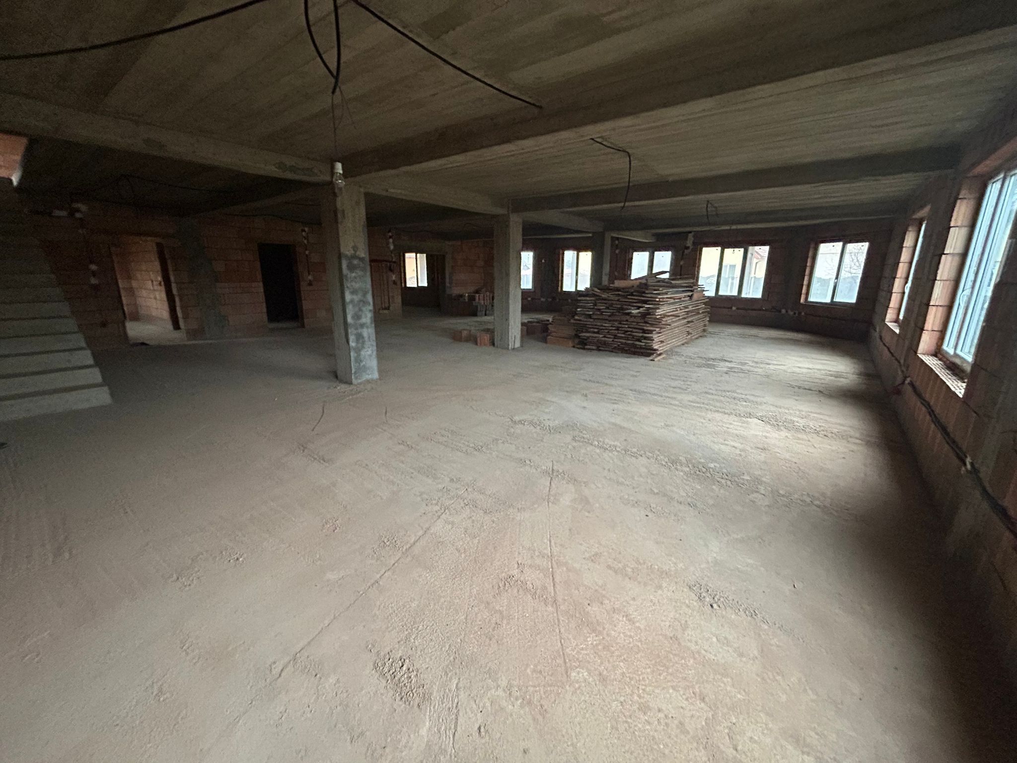 Casa la rosu, 600mp utili, 1150mp teren, Comuna Mihalt — fotografia 4
