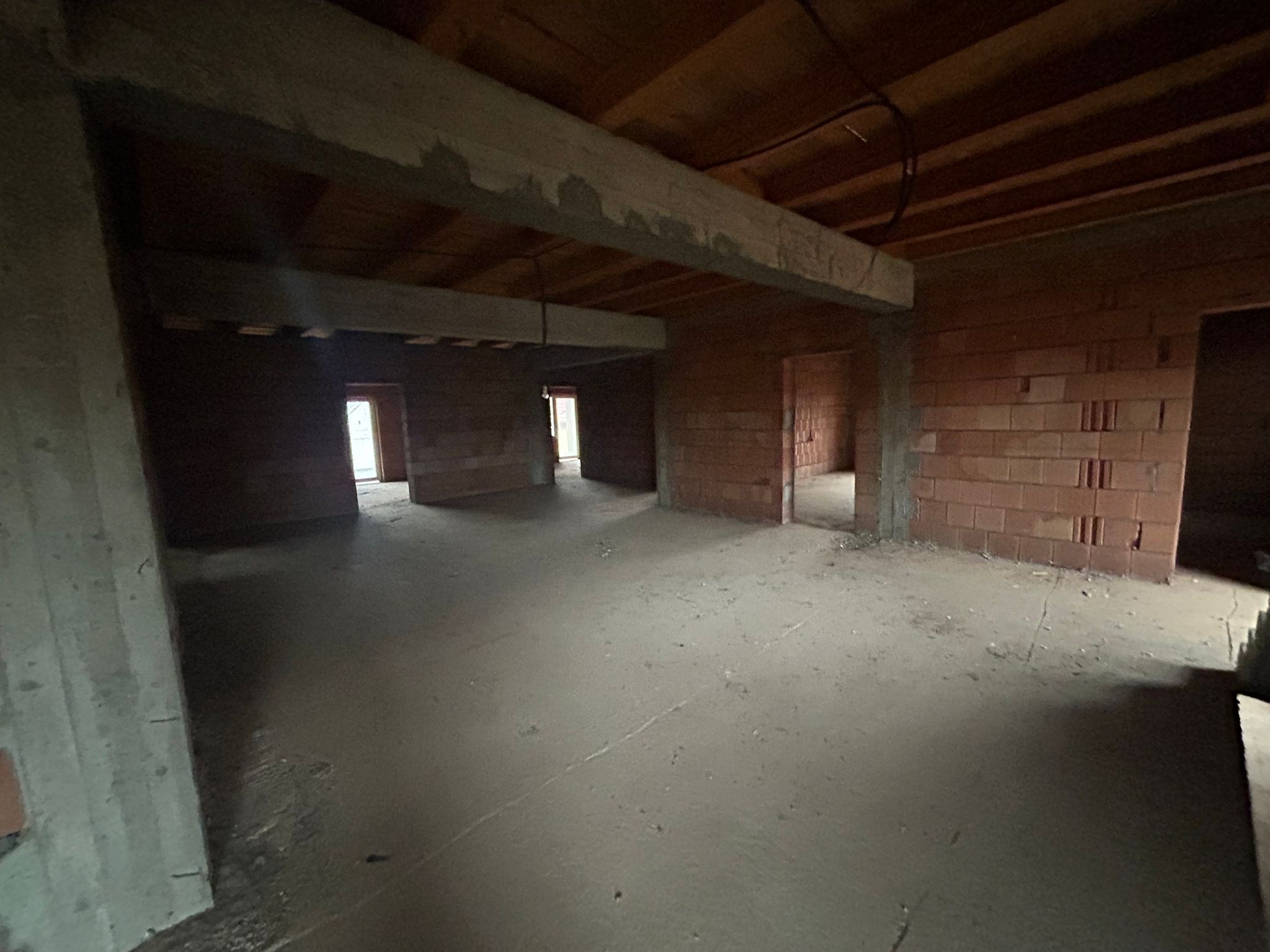 Casa la rosu, 600mp utili, 1150mp teren, Comuna Mihalt — fotografia 5