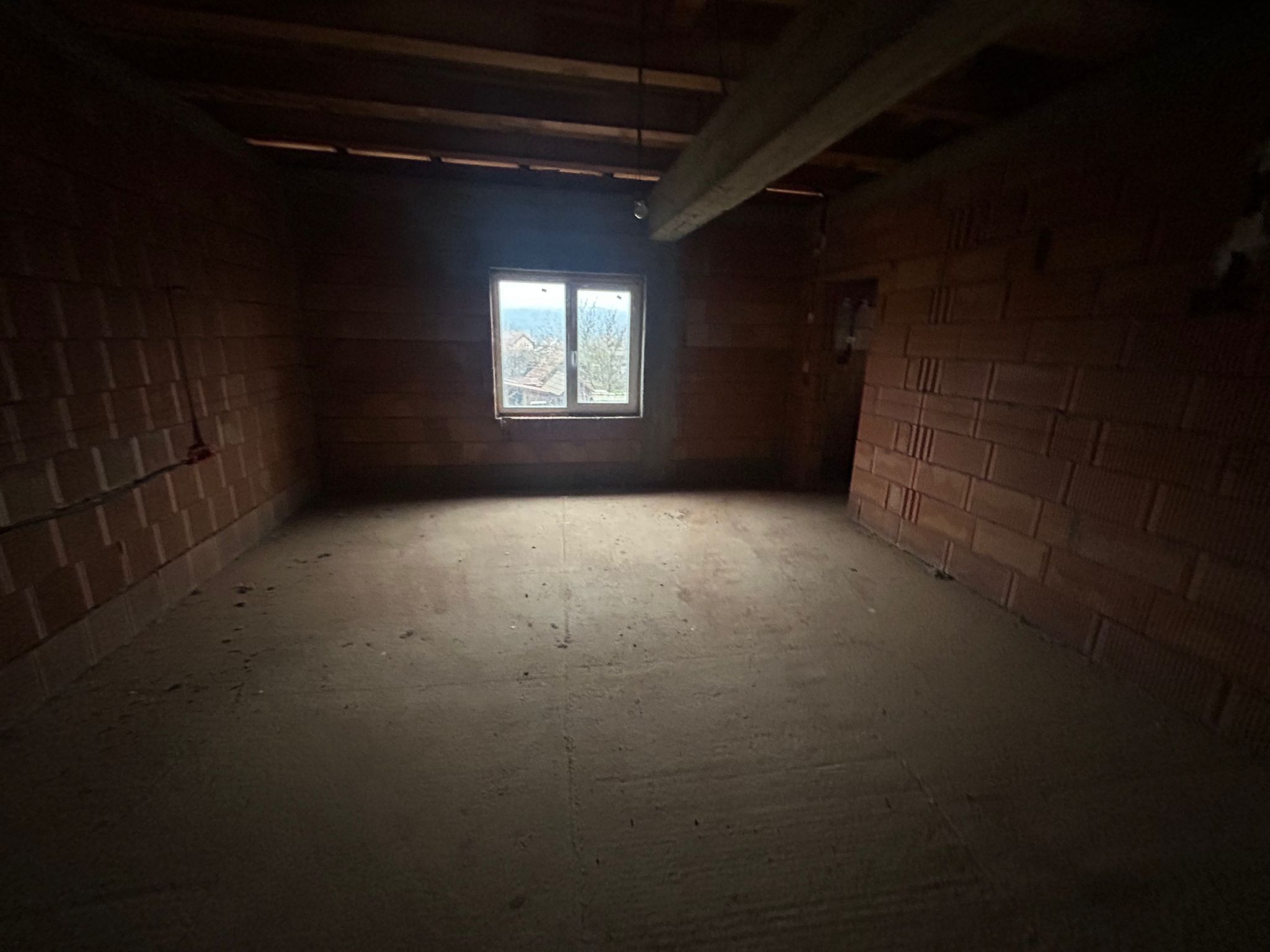 Casa la rosu, 600mp utili, 1150mp teren, Comuna Mihalt — fotografia 7