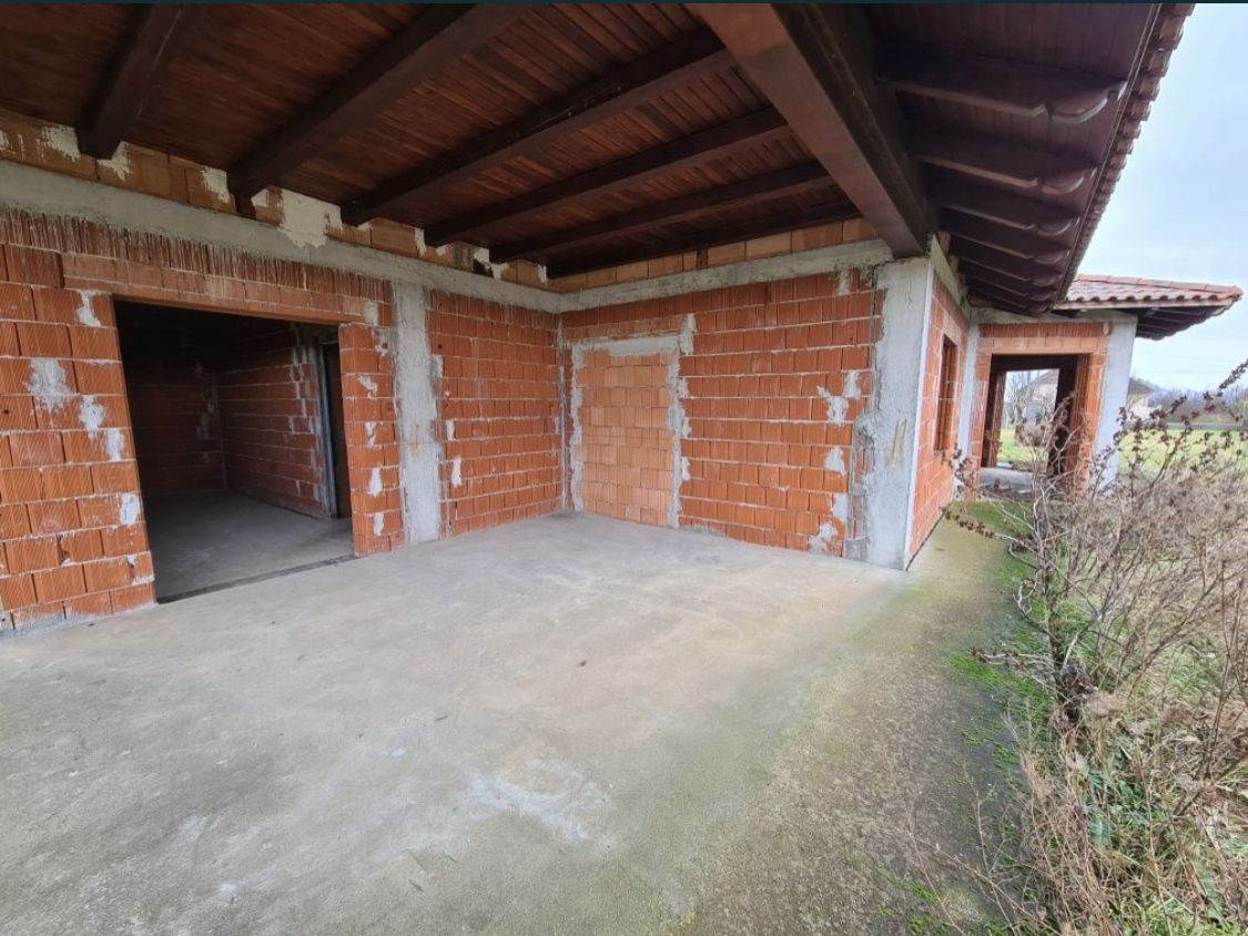 Vand casa la Madaras — fotografia 6