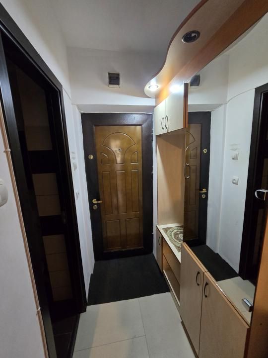Garsonieră de închiriat | Galata | Etaj 2 | Centrală proprie | Mobilată și utila — fotografia 6