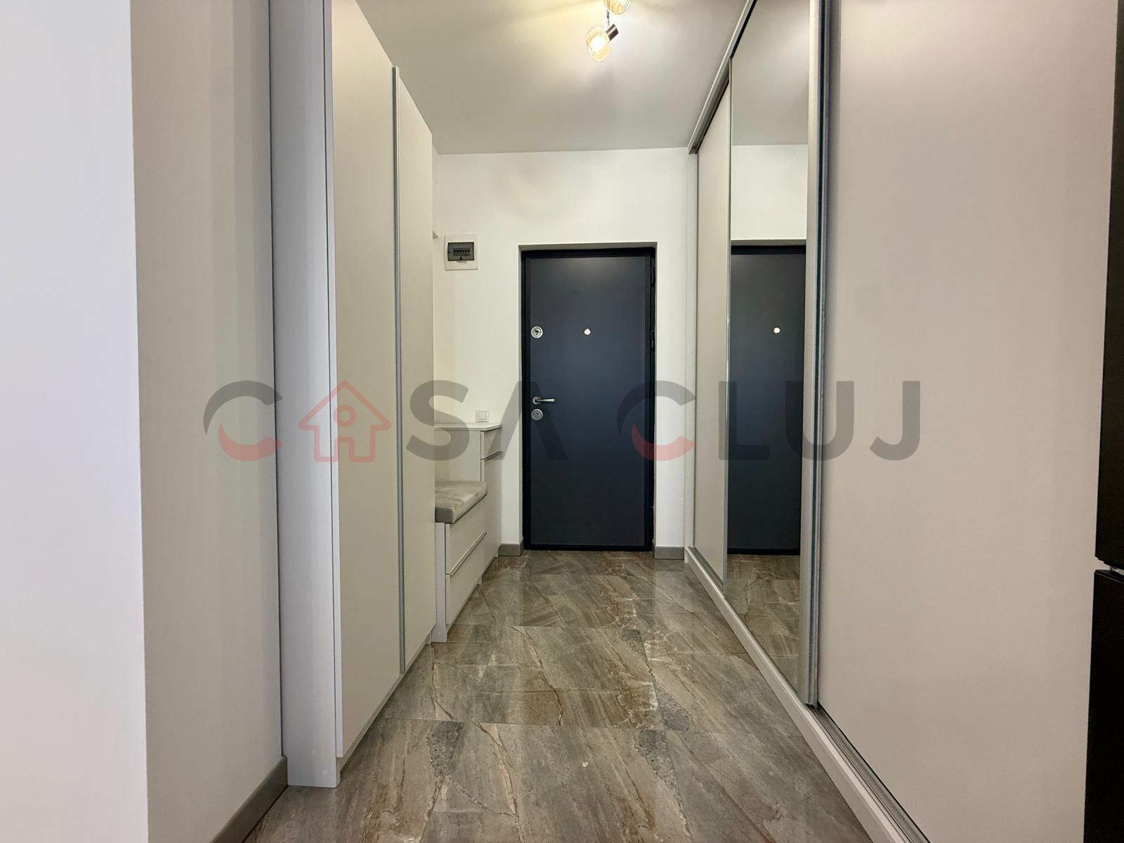 3 camere, modern, la cheie, Iris — fotografia 11