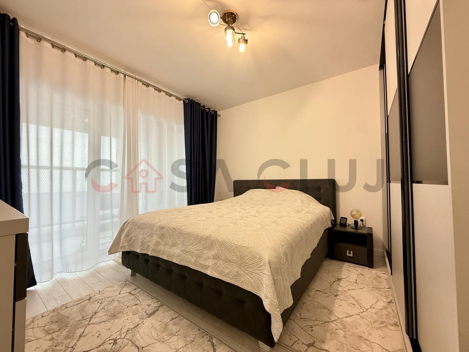 3 camere, modern, la cheie, Iris — fotografia 9