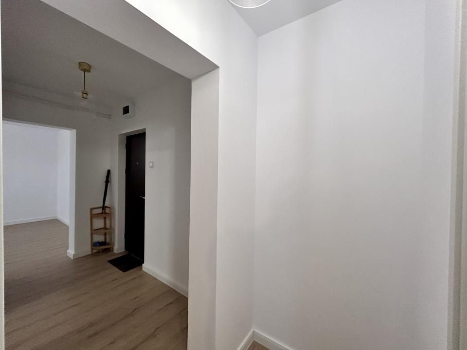 Apartament 2 camere, decomandat, renovat complet, Value Center, Ploiesti — fotografia 5