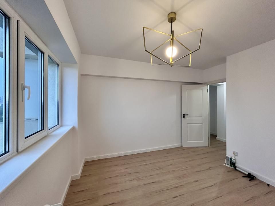 Apartament 2 camere, decomandat, renovat complet, Value Center, Ploiesti — fotografia 8