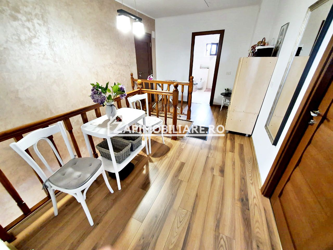 Casa 5 camere, 180 mp, 500 mp teren, garaj — fotografia 6